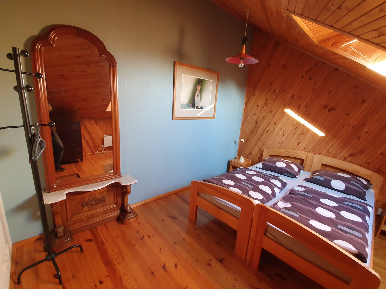 Dviejų miegamųjų apartamentai – dvigulė lova